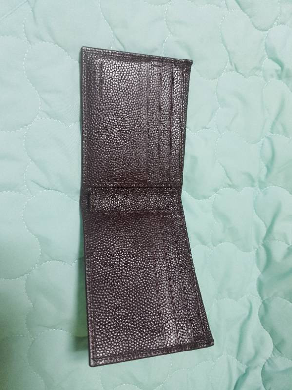 페레가모 반지갑 팝니다.--1