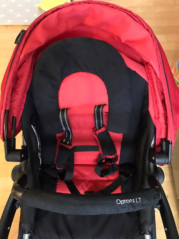 쌍둥이 유모차 이미지