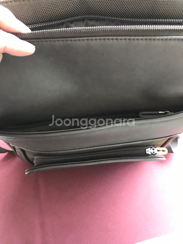 만다리나덕 정품 백팩 - 거의 새제품급 25만원--7