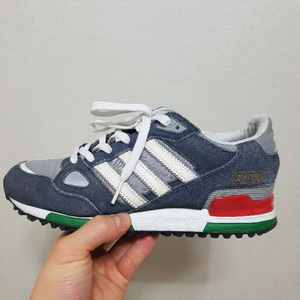 아디다스 zx750 급처!!!20000원