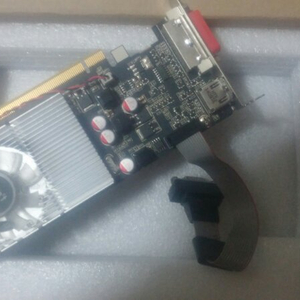 그래픽카드 GT625 lp형