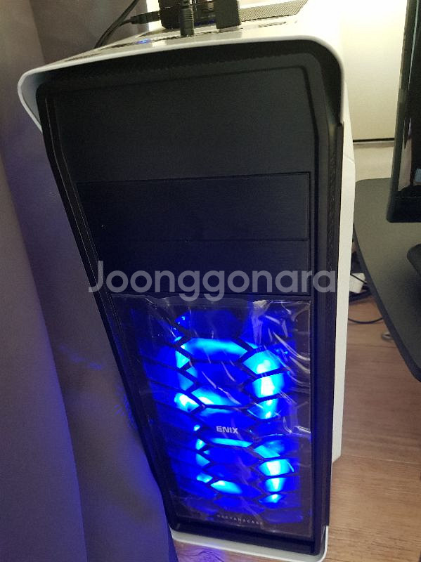 라이젠1700 컴퓨터 팝니다--1