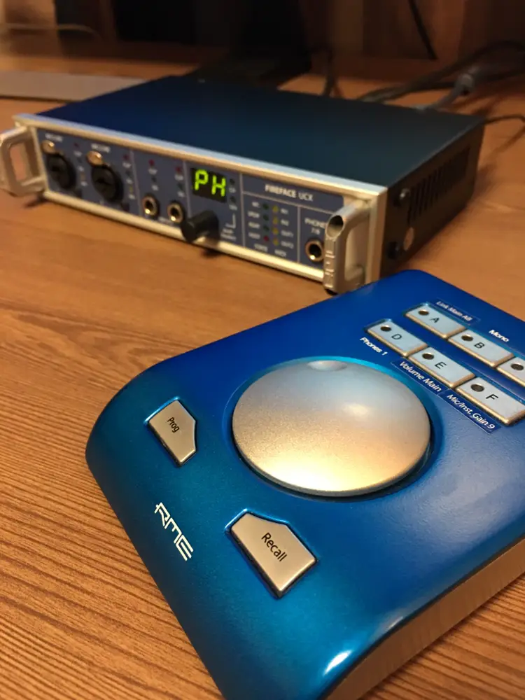 RME Fireface ucx, Arc(리모트)  이미지