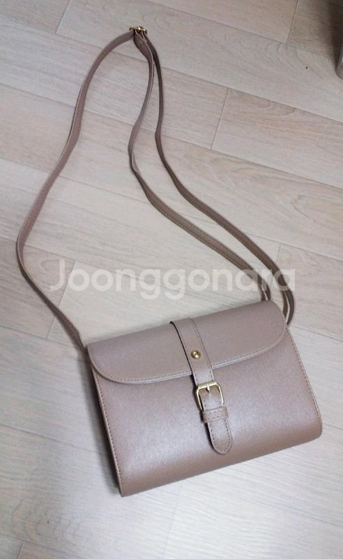 핸드백 새상품 13000원--0