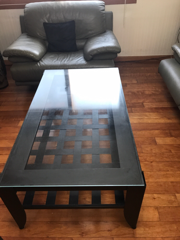 소파테이블 거실테이블 강화유리 철재 프레임 이미지