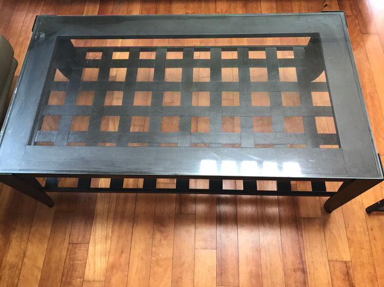 소파테이블 거실테이블 강화유리 철재 프레임 이미지