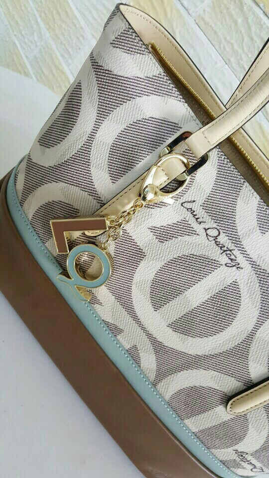 루이까또즈 숄더백 이미지