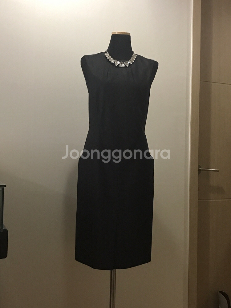 세일!클럽모나코 원피스(새상품)--1