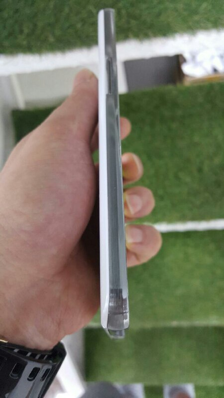 베가노트 32기가 화이트 이미지