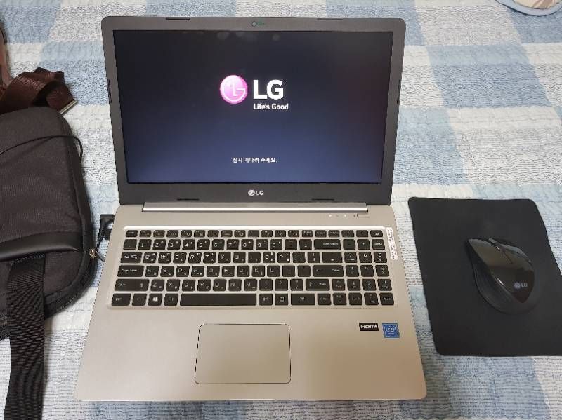 lg 노트북 15ud370-LX1TK 팝니다 서울--1