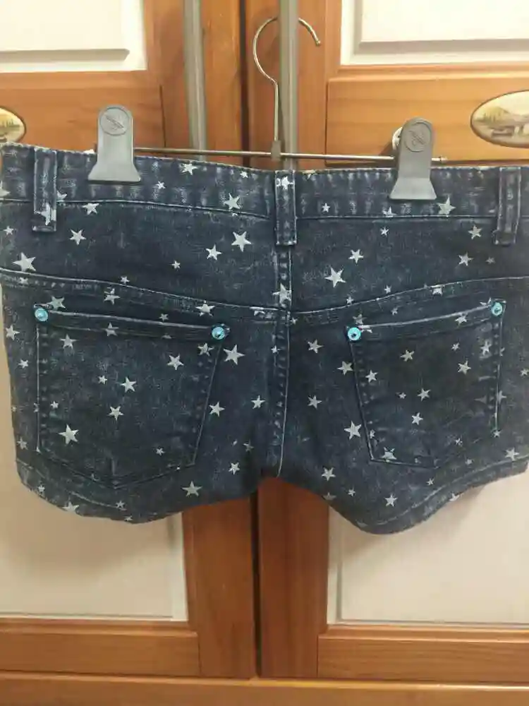 스타 반바지 이미지