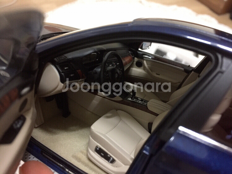 교쇼 1:18 BMW 다이캐스트 판매합니다. *일--2