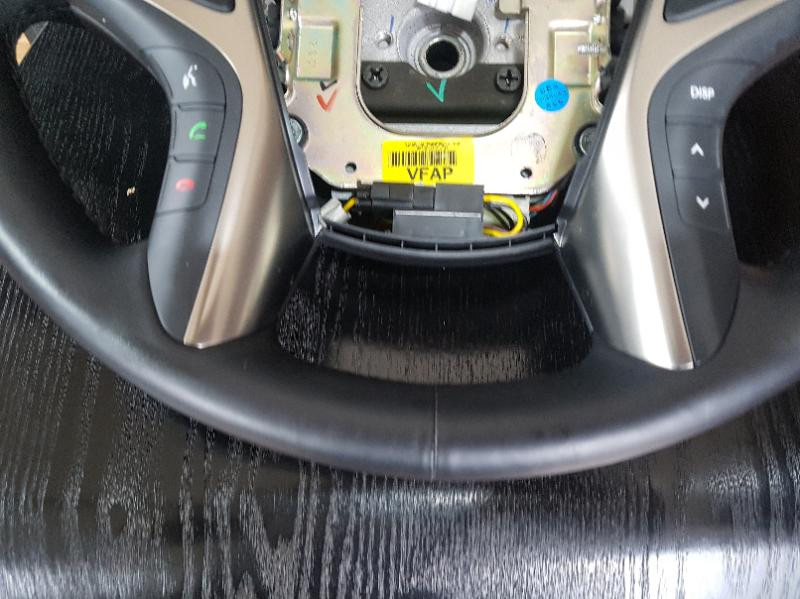 그랜저HG 열선 우드 핸들 판매합니다 이미지