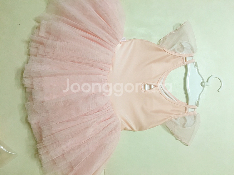 4세용 발레복 세트로 팔아요(발레복 타이즈 토슈즈--2