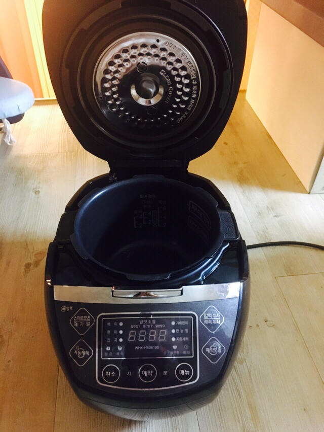 쿠첸 밥솥 팝니다~ 4만원 이미지