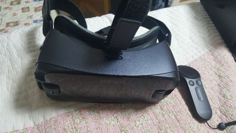 삼성 기어vr with controller 9만원 이미지