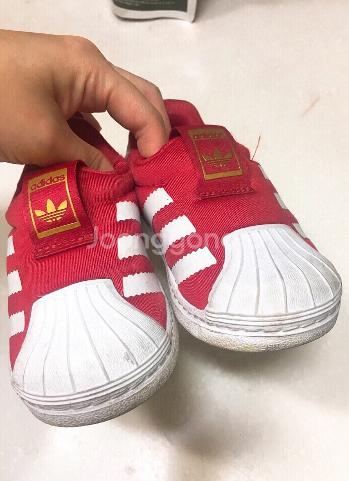아디다스키즈 슈퍼스타360 레드 130 팝니다--1
