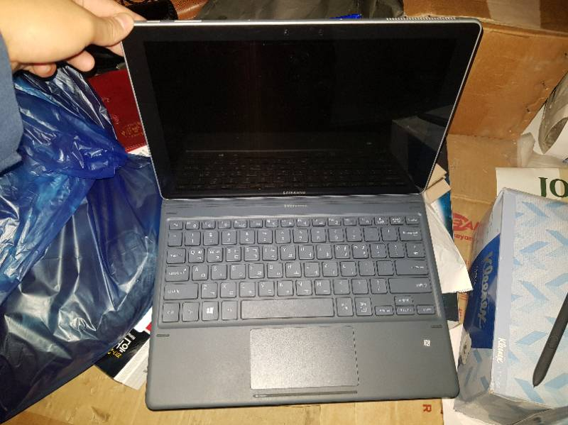 갤럭시북 12인치  LTE버전--4