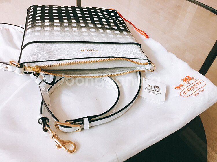 COACH 가방 F51632 S급 새제품 판매합니--4
