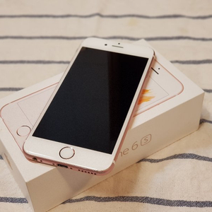 아이폰 6S 로즈 골드 64기가 32만