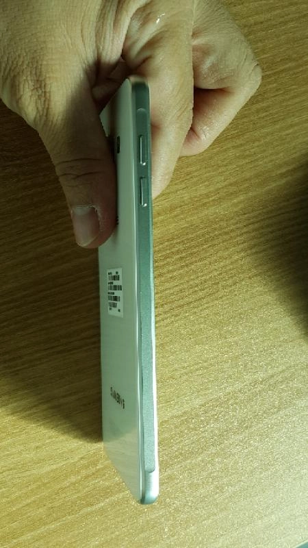 갤럭시 A7 2016 화이트  LG  U플러스 공 이미지