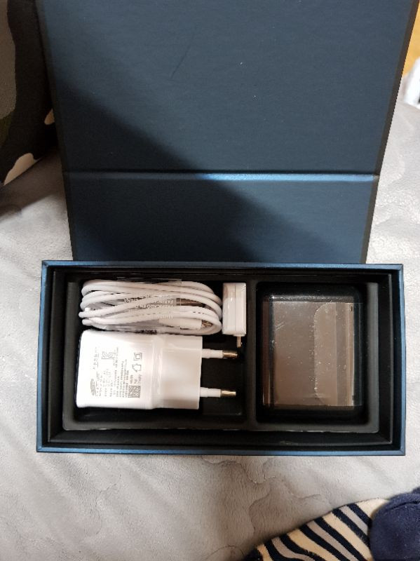 갤럭시s7u+ 흰색 s급팝니다
 이미지