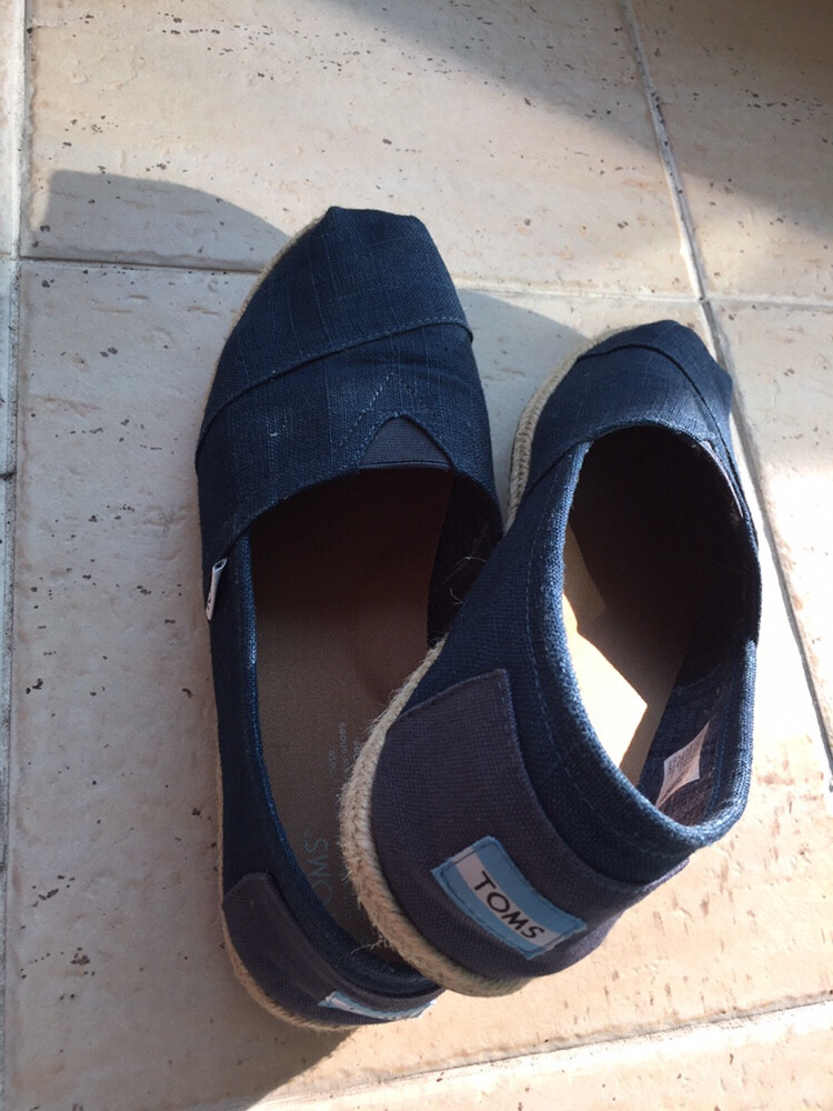 탐스 린넨 네이비 슬립온 (1시안에 사면 2500 이미지