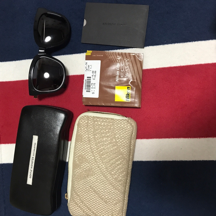 젠틀몬스터 선글라스 앱센트 이미지