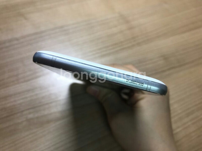 SKT 갤럭시 J5 2016 화이트 팝니다 --2