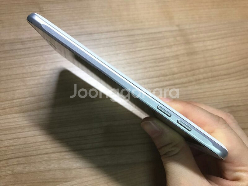 SKT 갤럭시 J5 2016 화이트 팝니다 --5