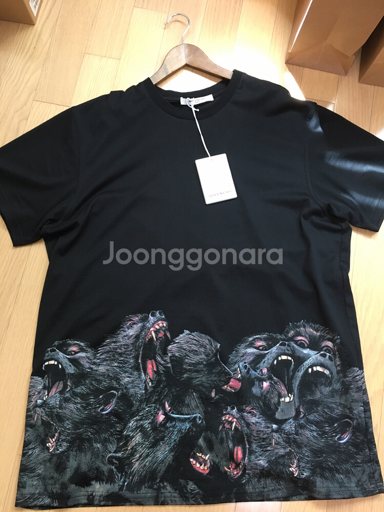 지방시/떼몽키 반팔/유로s--0