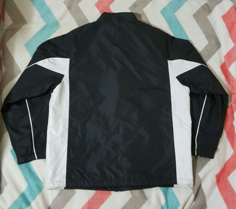 나이키 스우시 검흰  배색 점퍼 올드스쿨 이미지