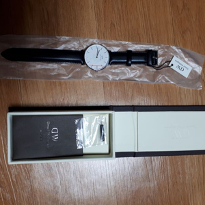 다니엘 웰링턴 시계-10