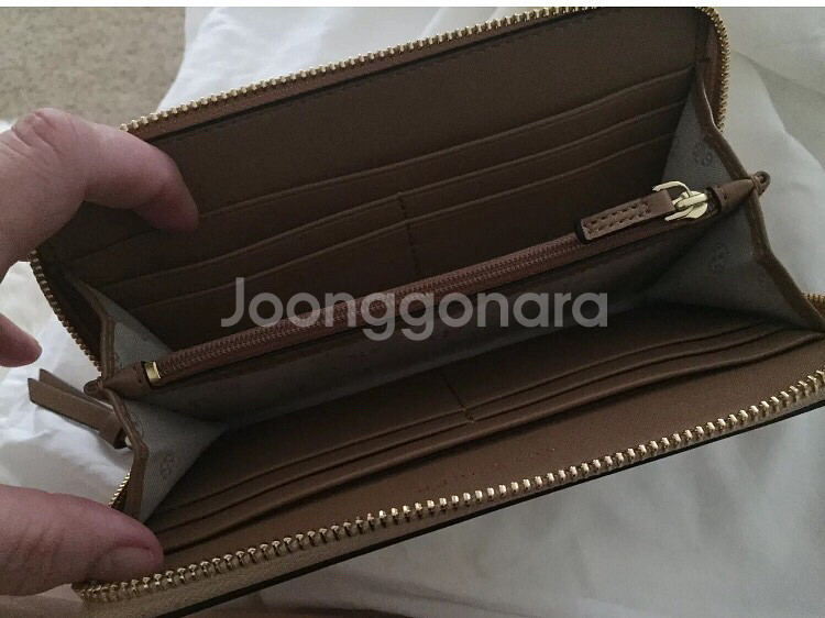 토리버치 100정품지갑 파격 할인!--5