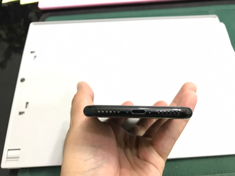 특s급 아이폰7 128기가 제트블랙 이미지