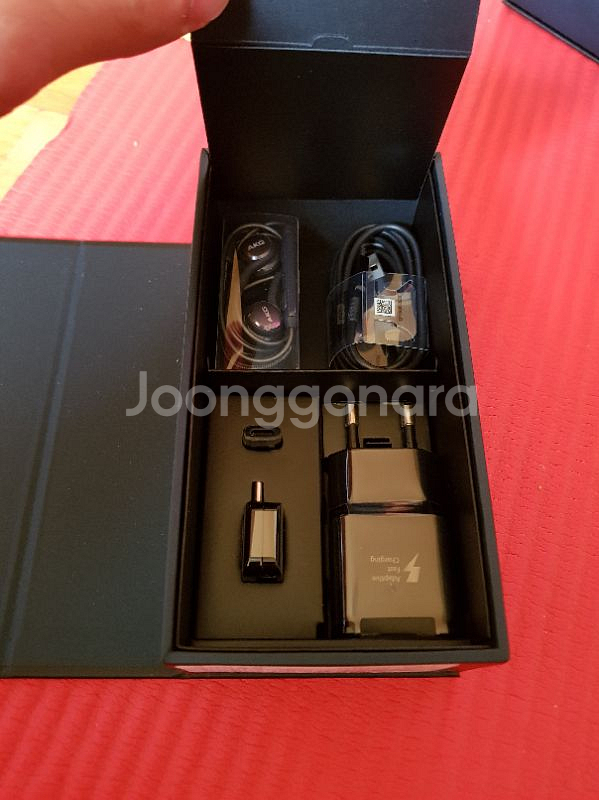 갤럭시 s8 64G 특s급 팝니다~빠른처분위해 가--3