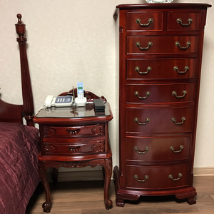 엔틱서랍장입니다