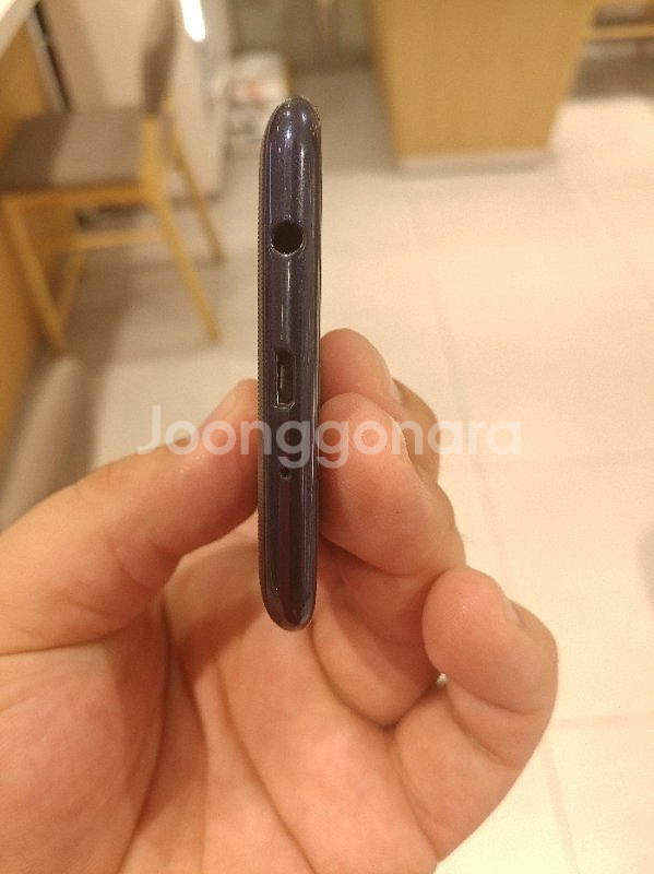 LG-K120L x300 블루 색상 2대 판매합니--6
