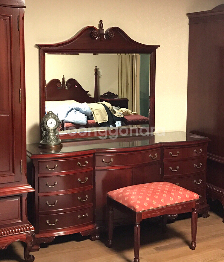 화장대겸 서랍장입니다--0