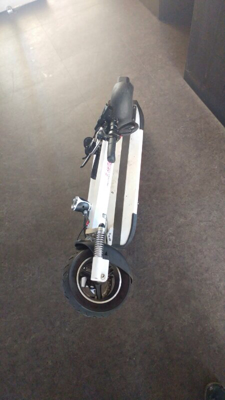 스피드웨이3 전동킥보드 이미지