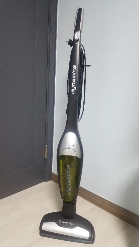 유선청소기 일렉트로룩스 ZS320(5만) 이미지
