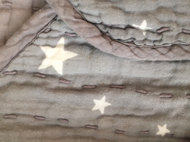 루이스루이스 자켓 이미지