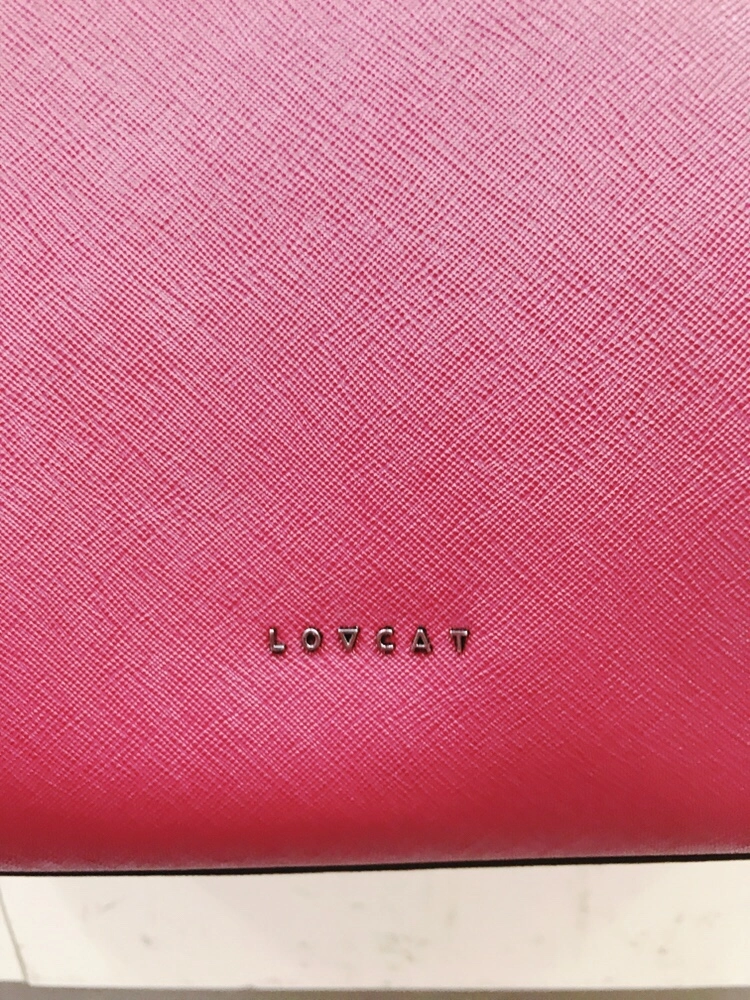 러브캣 보네르 쇼퍼백 이미지