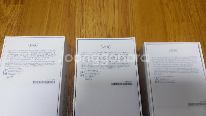 아이폰 박스 (기계×) 5S / 6S 판매합니다--4