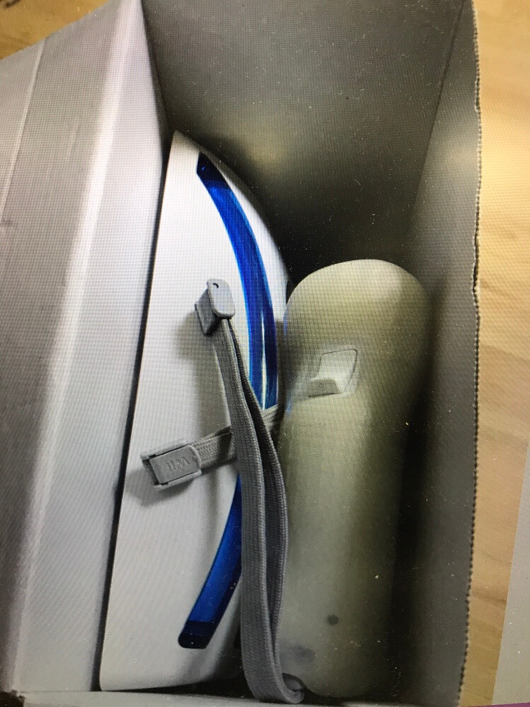 닌텐도 wii(본체, 눈자크2, 리모컨4, 시디4--1