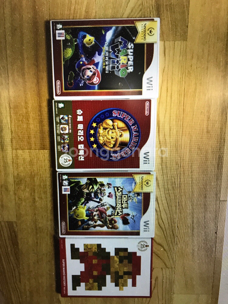 닌텐도 wii(본체, 눈자크2, 리모컨4, 시디4--2