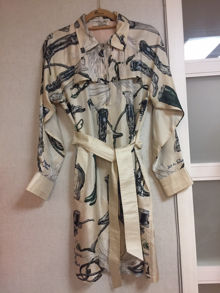 프라다실크 바바리_55사이즈--4