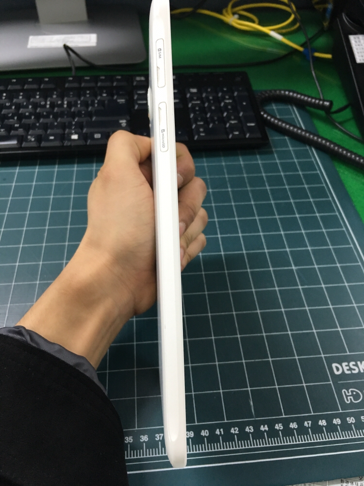 갤럭시탭e 8.0 16기가 10만팔아요 이미지