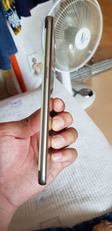 갤7엣지 64gb 골드  skt공기계팝니다 이미지