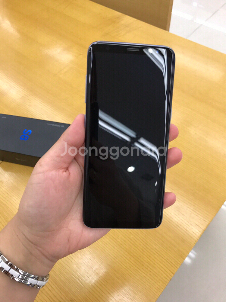 갤럭시s8 64g 오키드그레이 s급 완박 판매합니--0